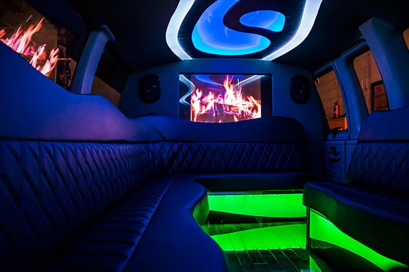 Limo vans in Toledo Ohio